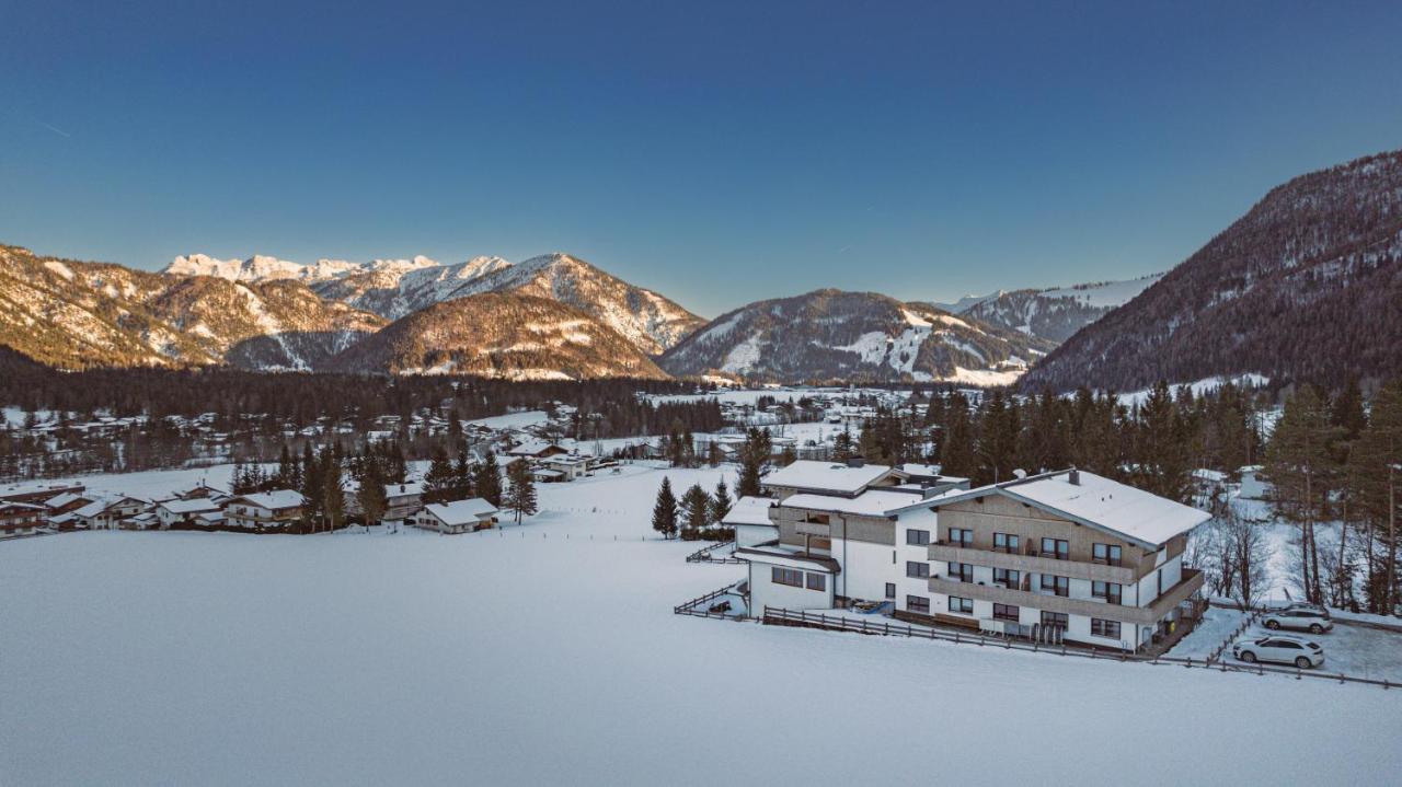 Hotel Landhaus Tirolerherz Sankt Ulrich am Pillersee Exterior photo